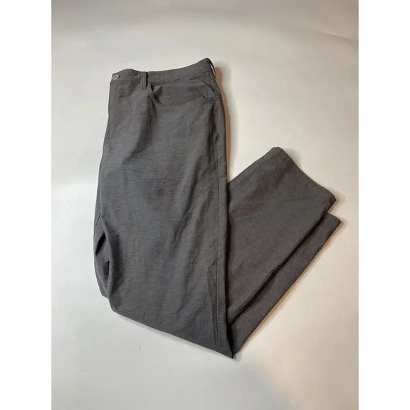 Callaway Lightweight Golf Pants Men's Gray Striped Stretch Size 38 x 32 - Picture 1 of 9